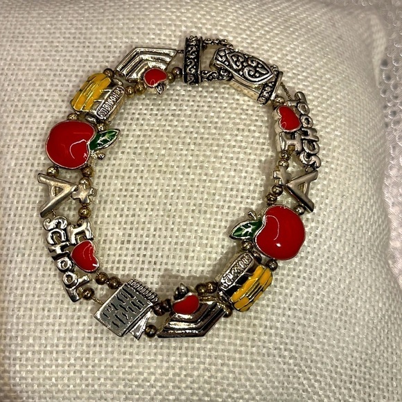 Teachers Beaded Slide Bracelet with Red Apple and Yellow School Bus Charm - Picture 4 of 12
